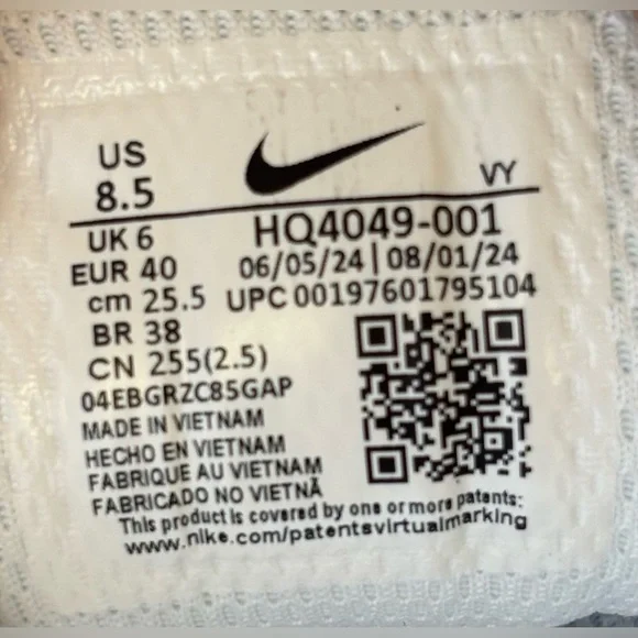 Nike Shox TL 'Metallic Silver Black' NBY Shoe HQ4049-001 Women Size 7.5 NEW - Picture 8 of 8